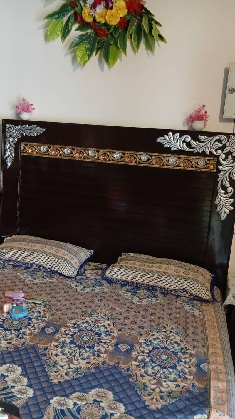 DBL bed 0