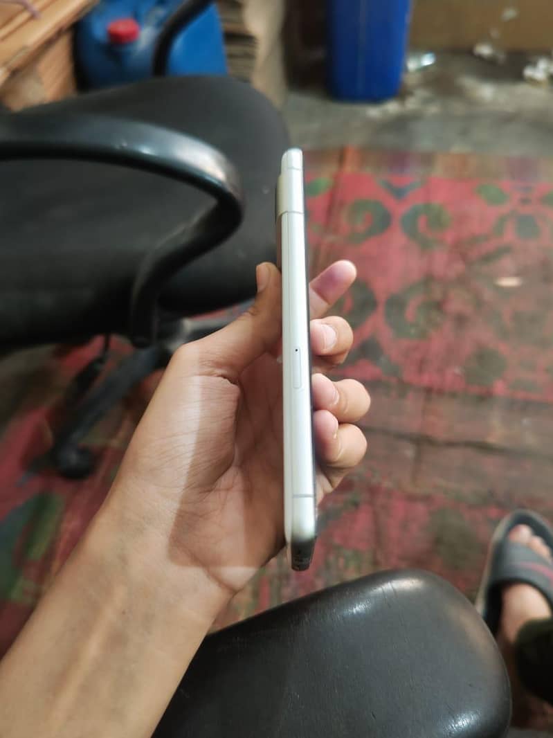 Google Pixel 7 3