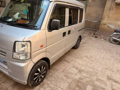 Suzuki Every 2011