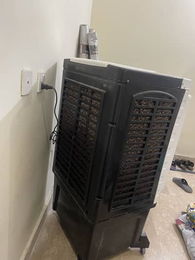 Air cooler only 2 month used