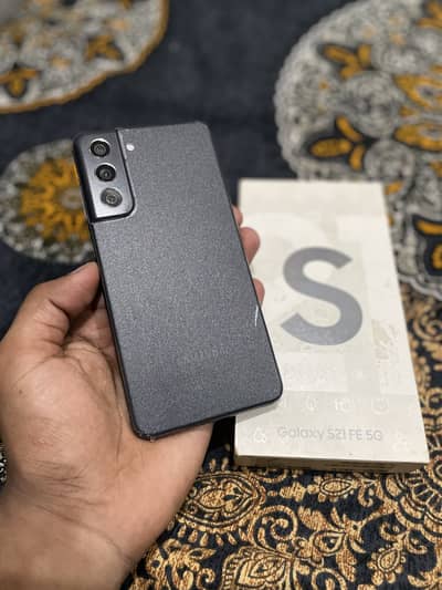 Samsung Mobile S21 FE