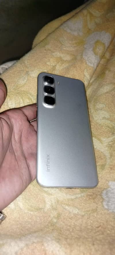 Infinix Hot 60 Pro Plus