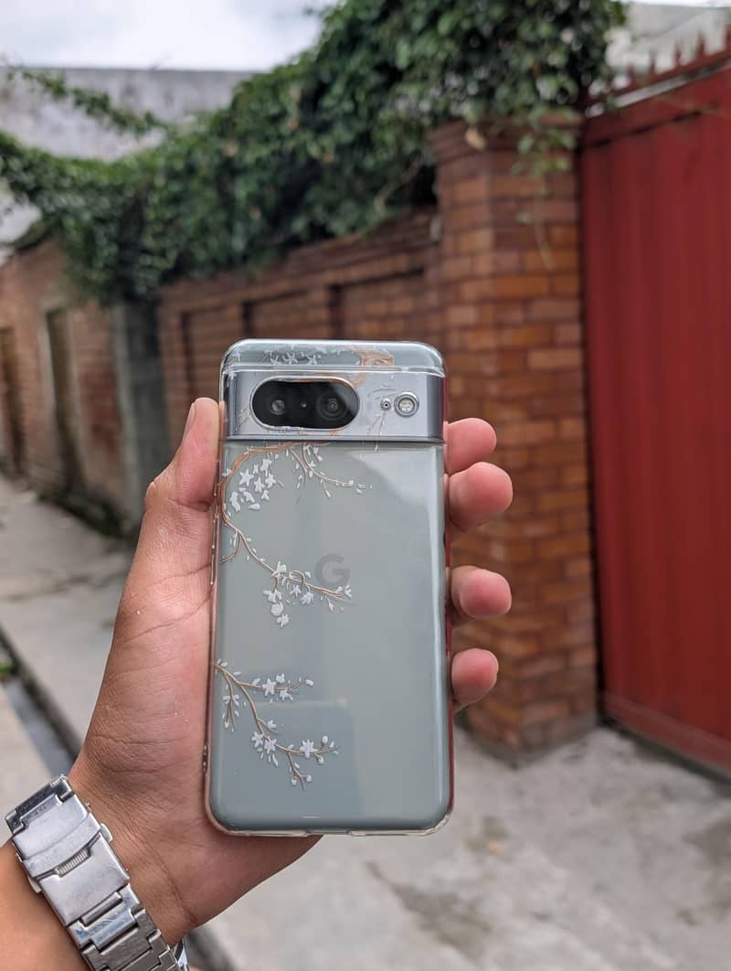 Google Pixel 8 1