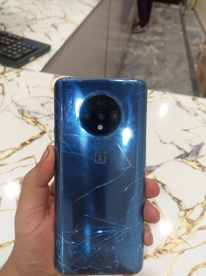 One Plus 7T 3