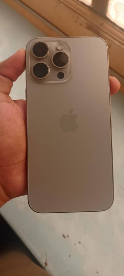 Apple iPhone 15 Pro Max