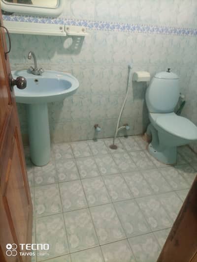 G-11 40*80 ground portion for rent out class location