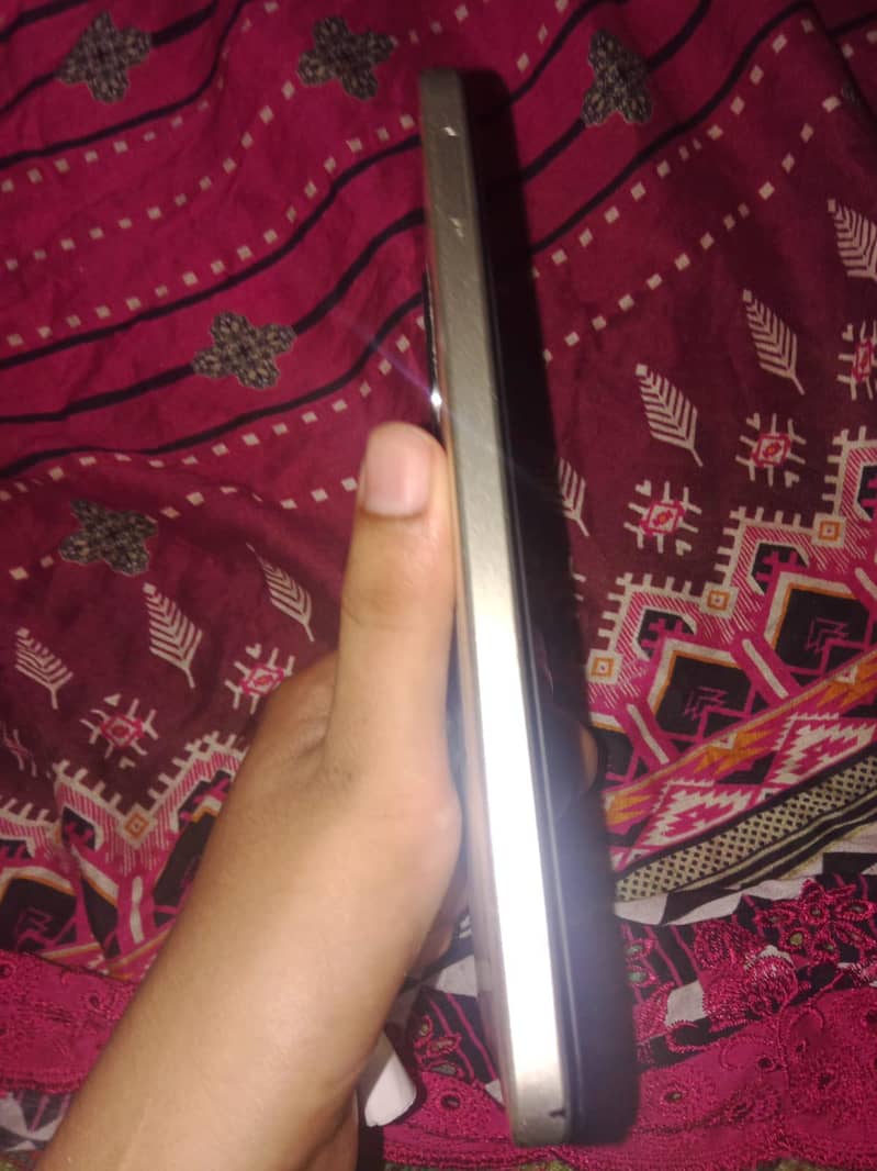 OPPO A38 4