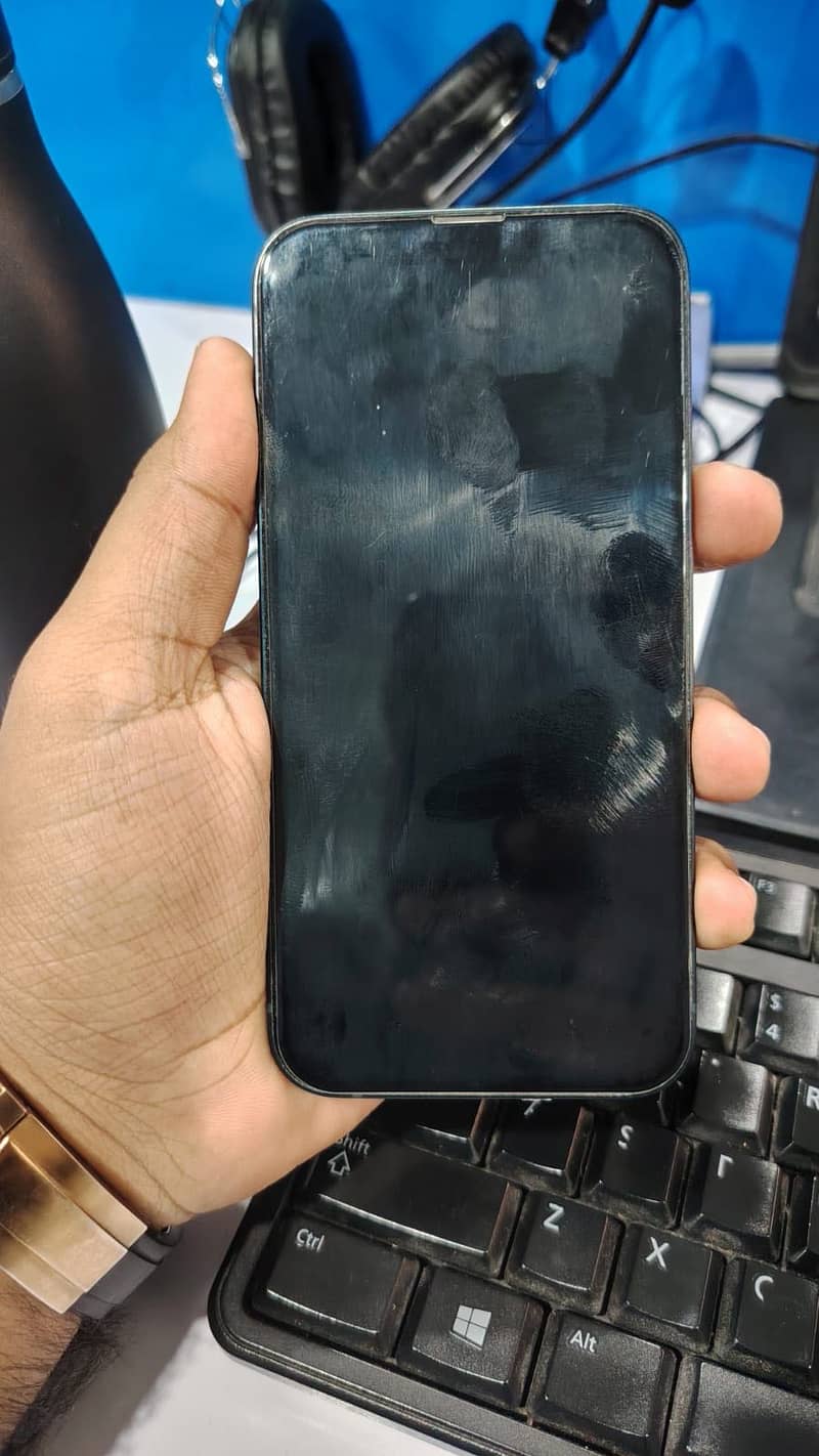 Apple iPhone 14 6