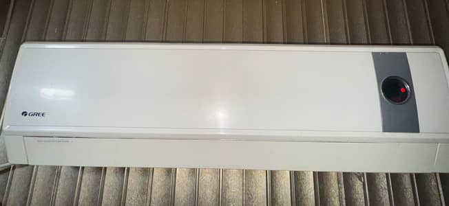 Gree Split AC 1.5 Ton (GS-18CZ8) – Excellent Condition