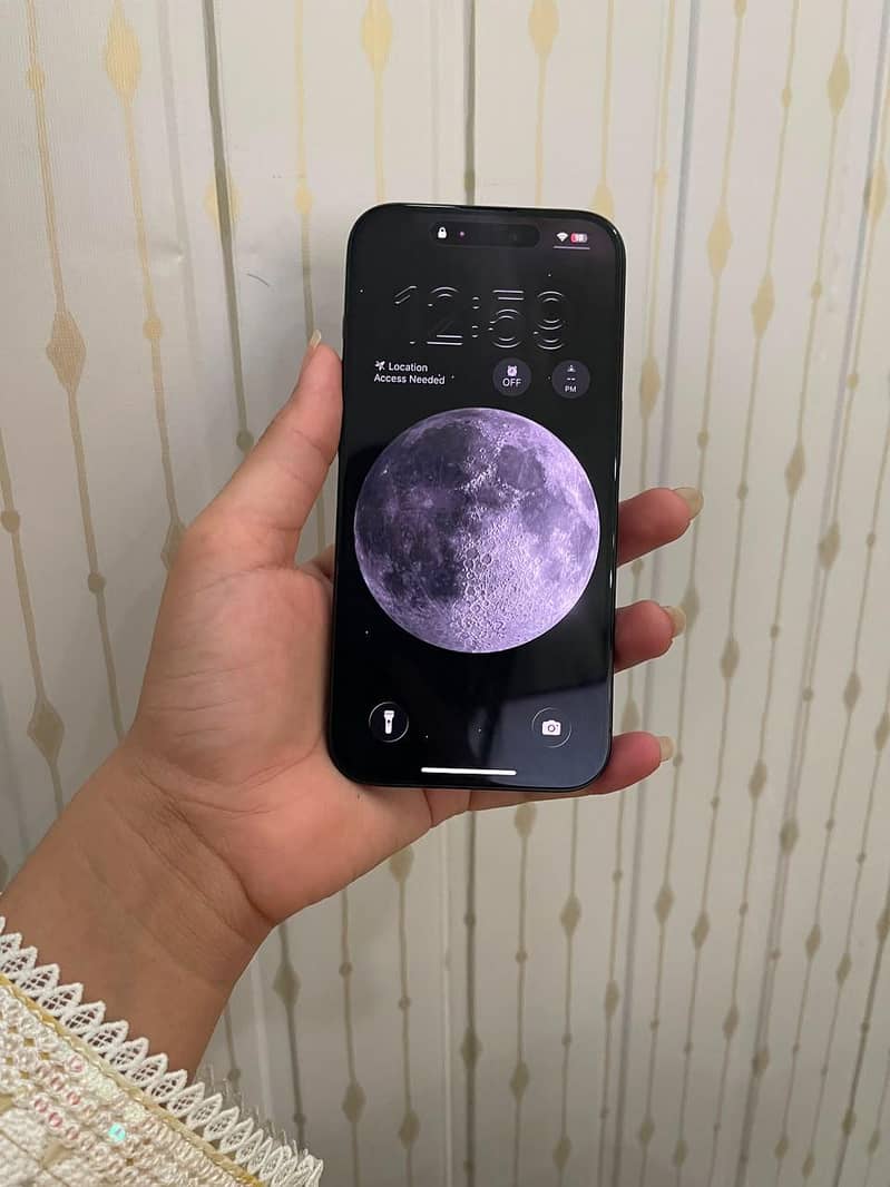 Apple iPhone 15 Pro 1