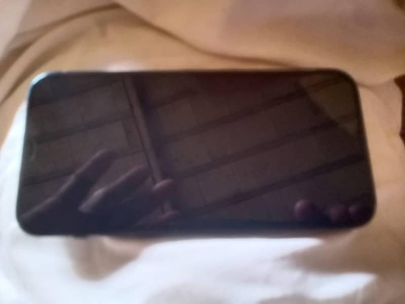 Apple iPhone 12 1