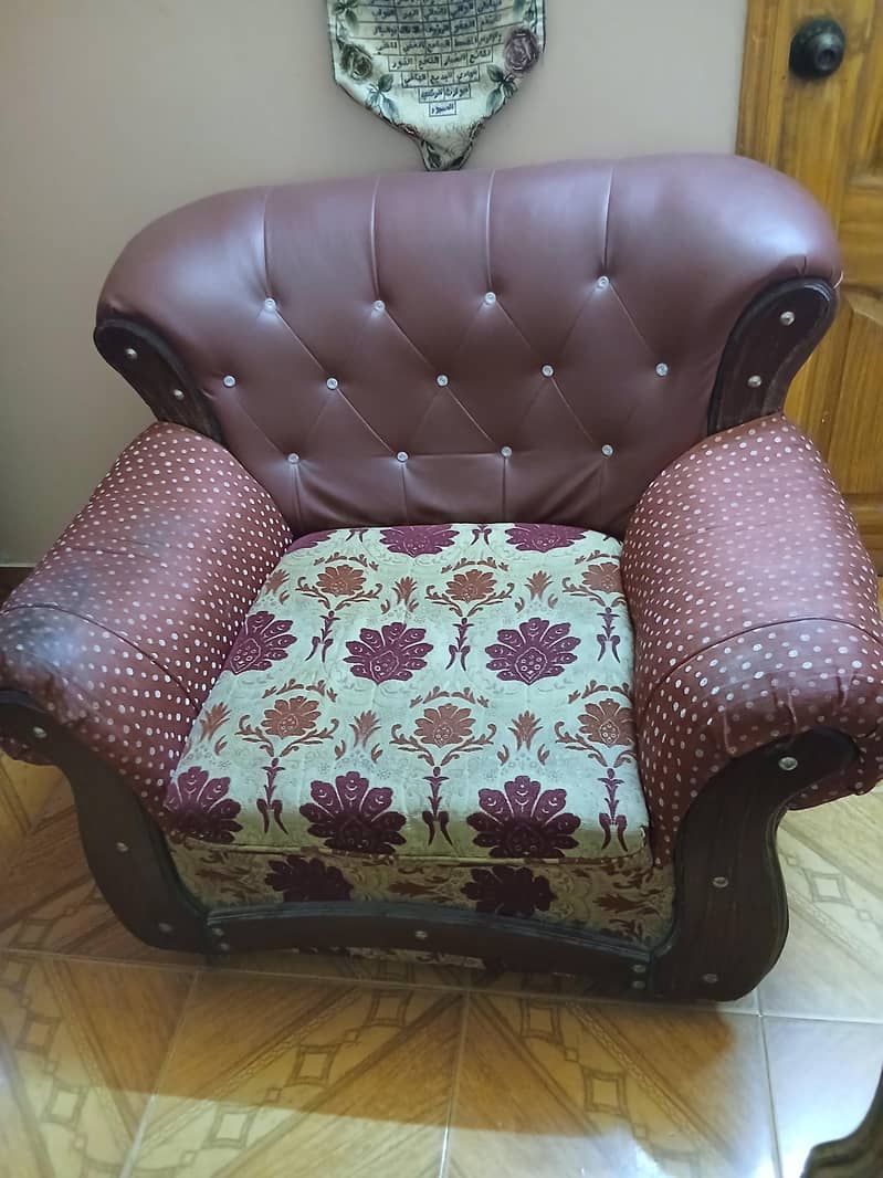 4 seater sofa 1