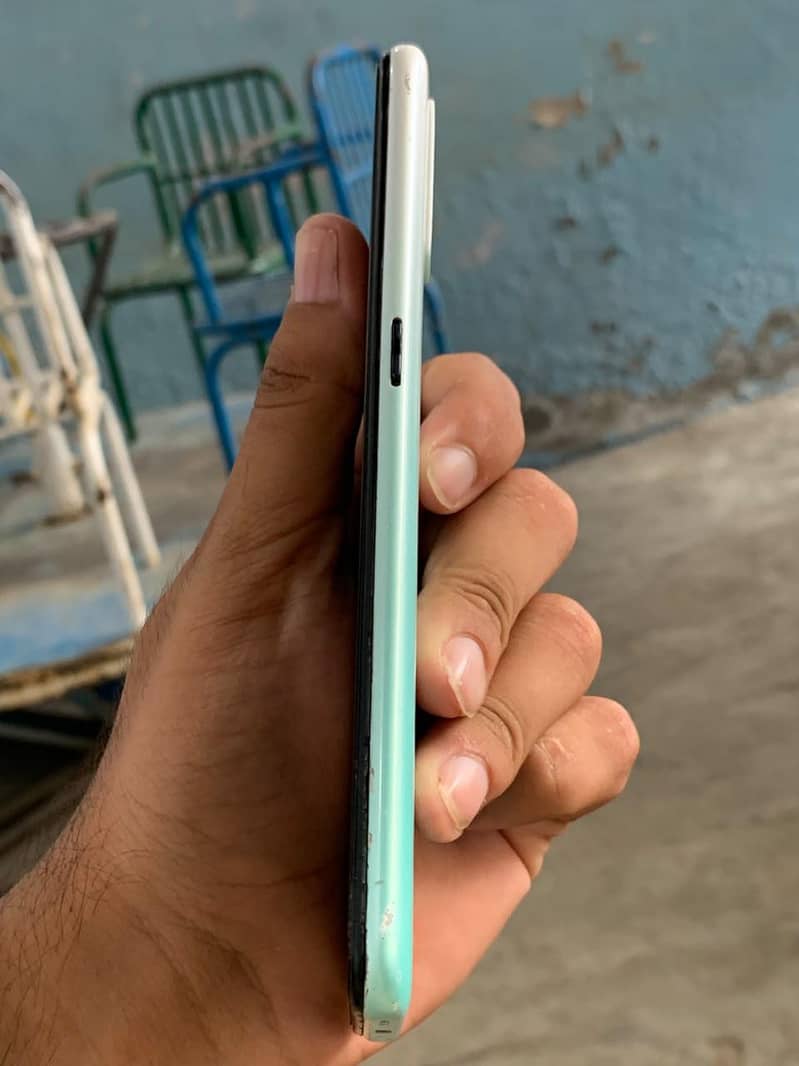 OPPO A31 4