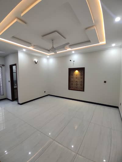 35x70 upper portion available for rent in g13