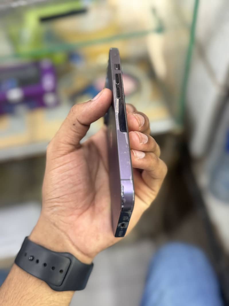 iPhone 14pro 1