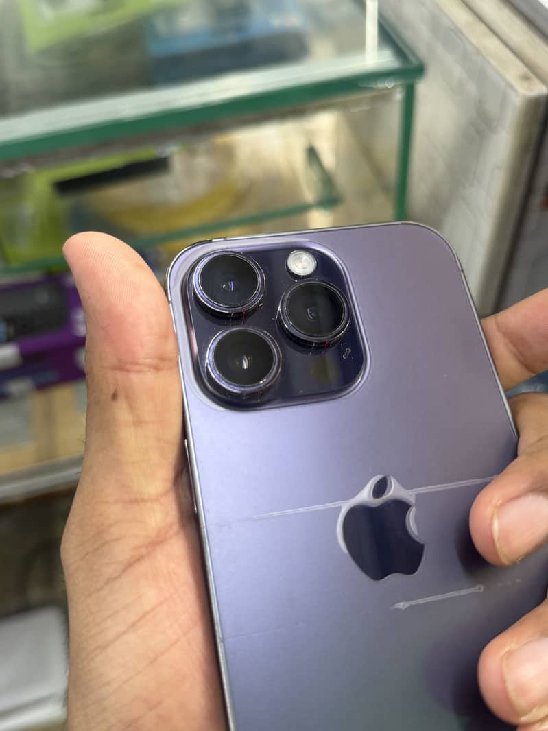 iPhone 14pro 2