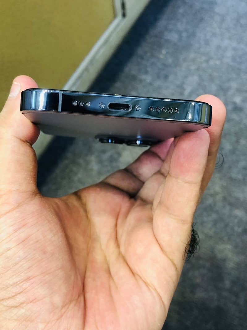 IPhone 13 pro 0