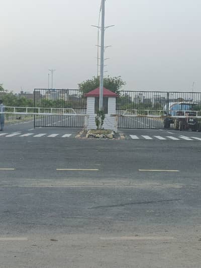 8 Marla Facing Park Plot For Sale In D Block High Cort Society Phase 2