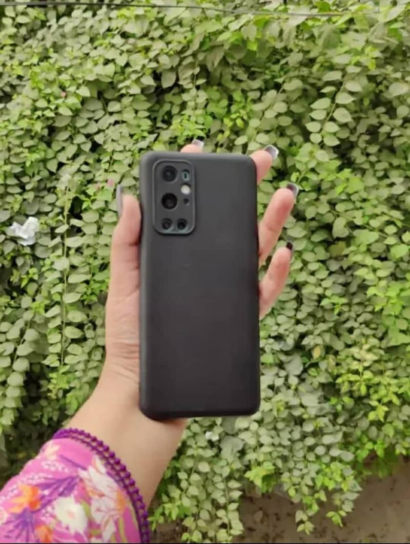One Plus 9 Pro Only Panel 1