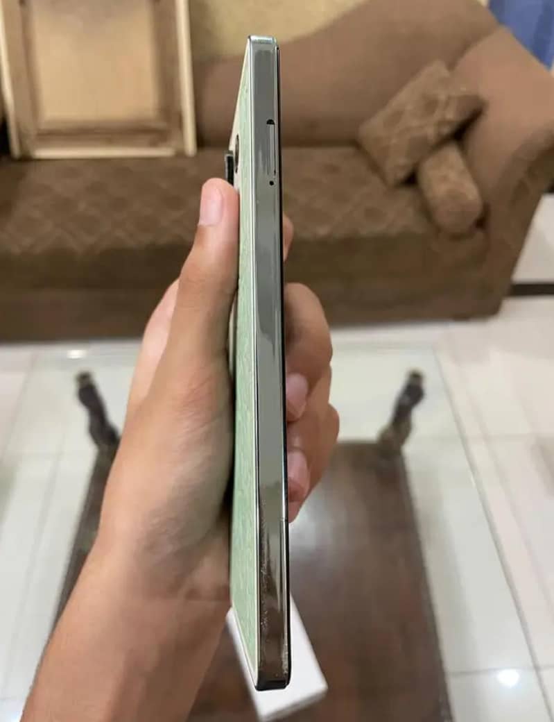 Tecno CAMON 20 Pro 4