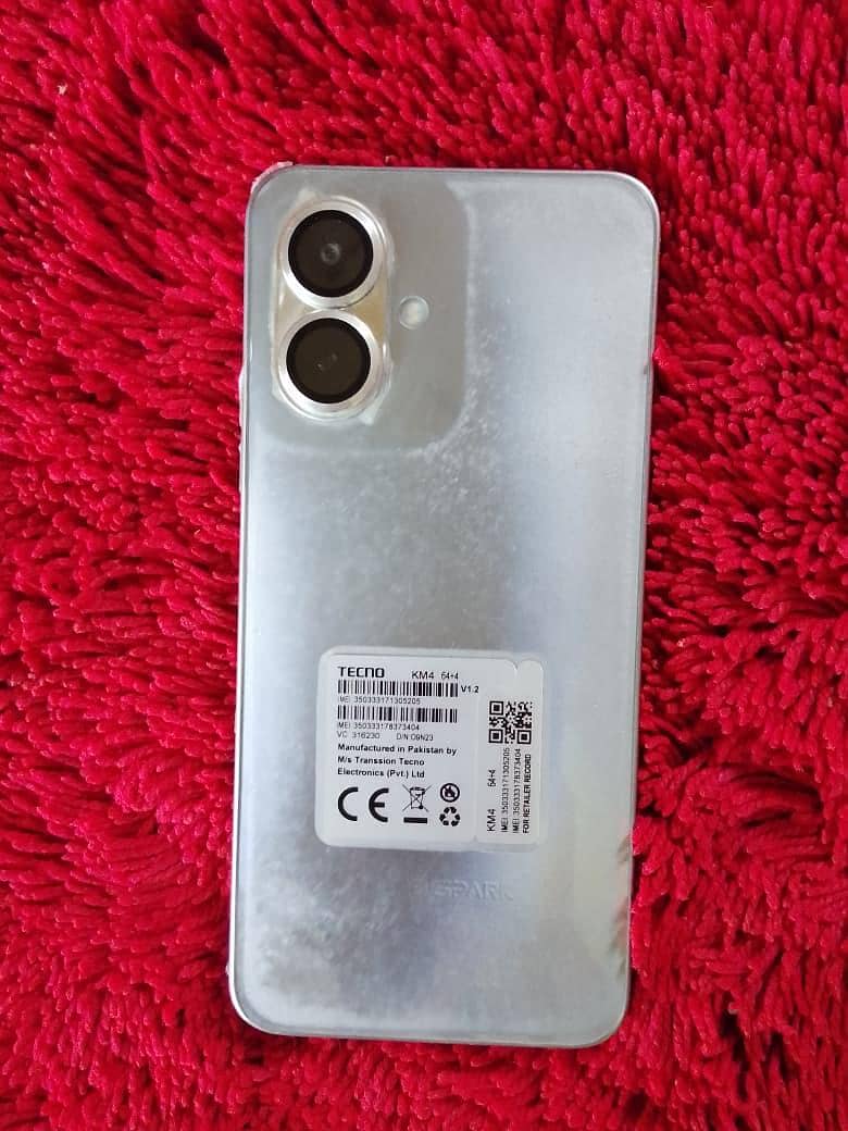 Tecno Spark Go2 1