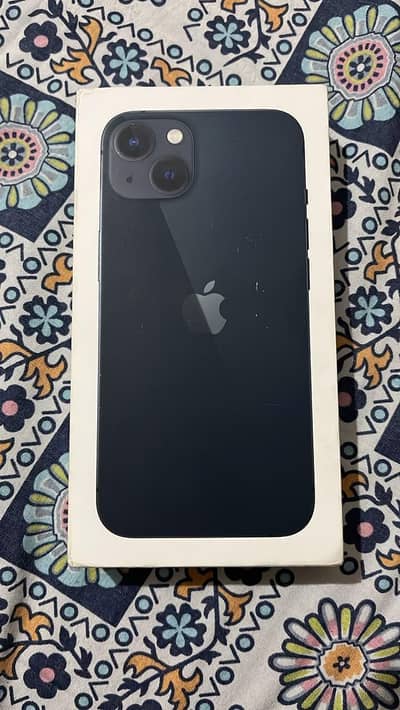 Apple iPhone 13