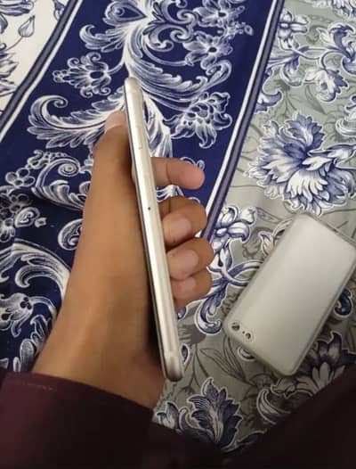 ¡PHONE SE 3rd Generation(white colour)