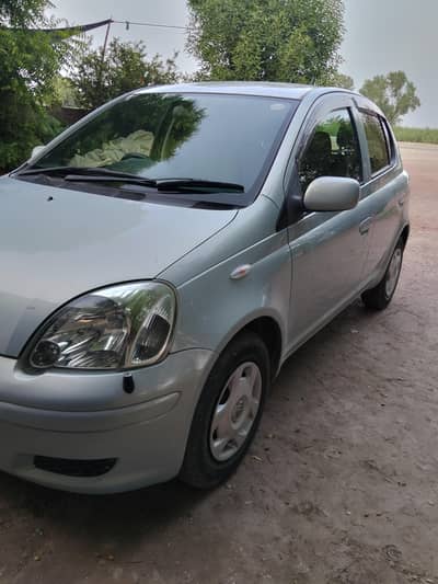 Toyota Vitz 2004