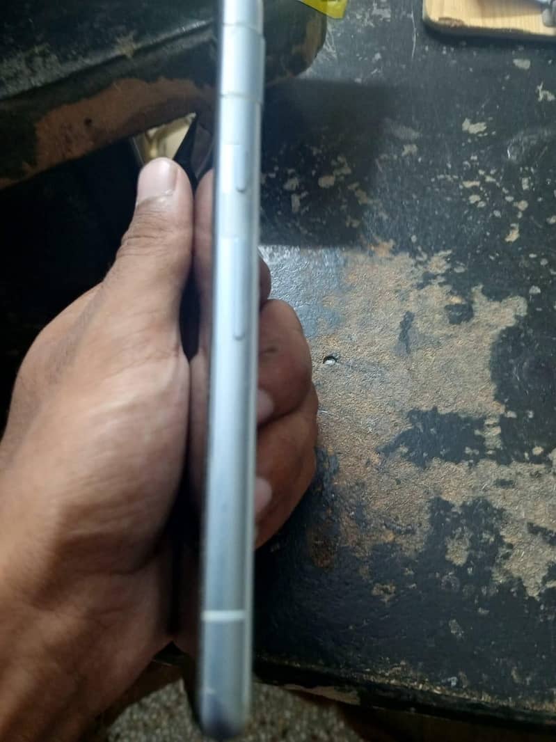 pixel 7a 4