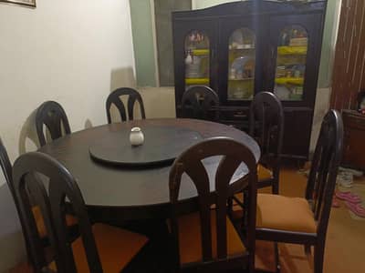Round Dining Table with moveable dish top