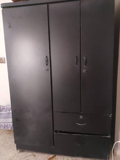 3 door wooden wardrobe