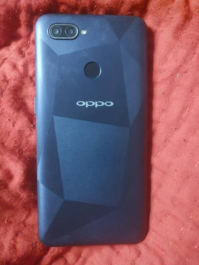 OPPO A12