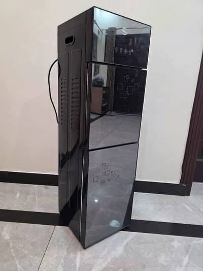 PEL WATER DISPENSER