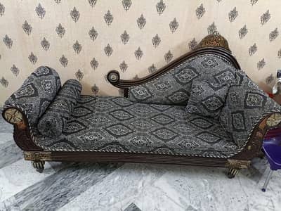 Dewan Sofa