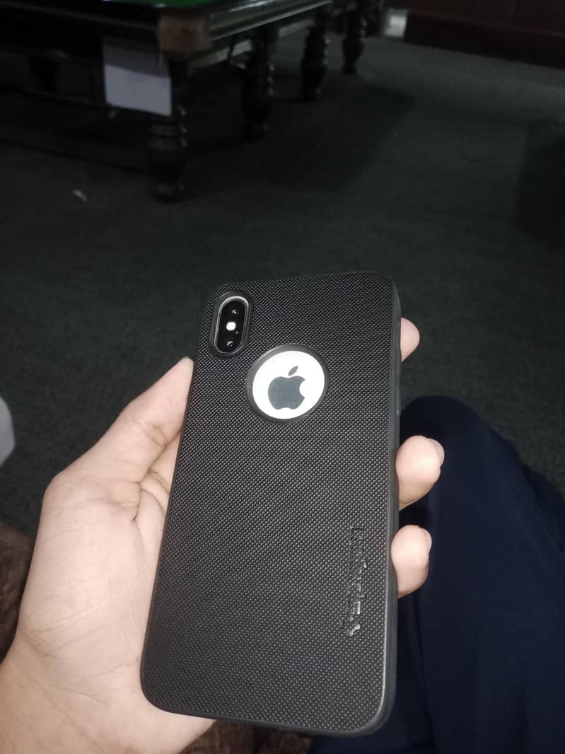 Apple iPhone X 0
