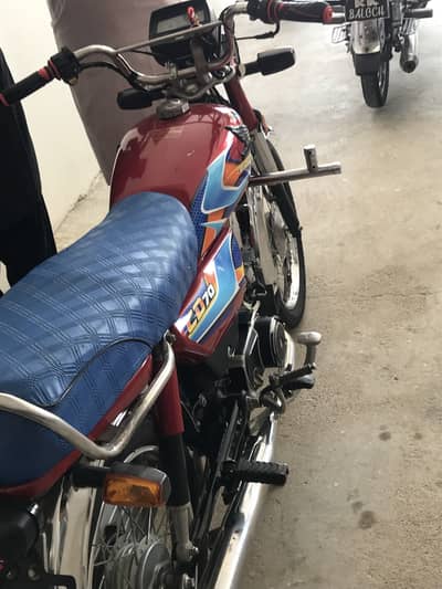 Dhoom bike hai mint condition hai