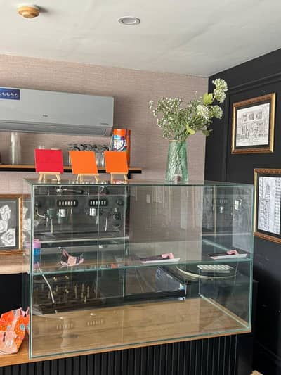 glass Food display cafe Display or Canteen display Of foods