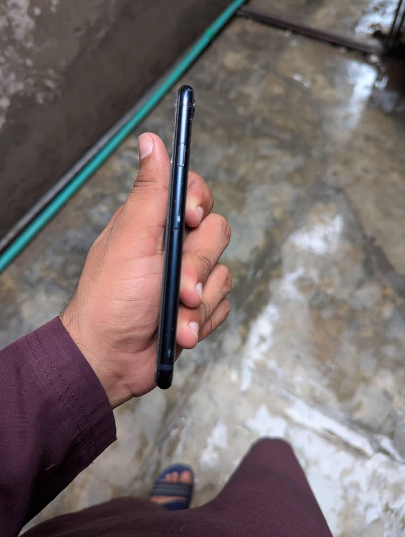 Apple iPhone SE 4