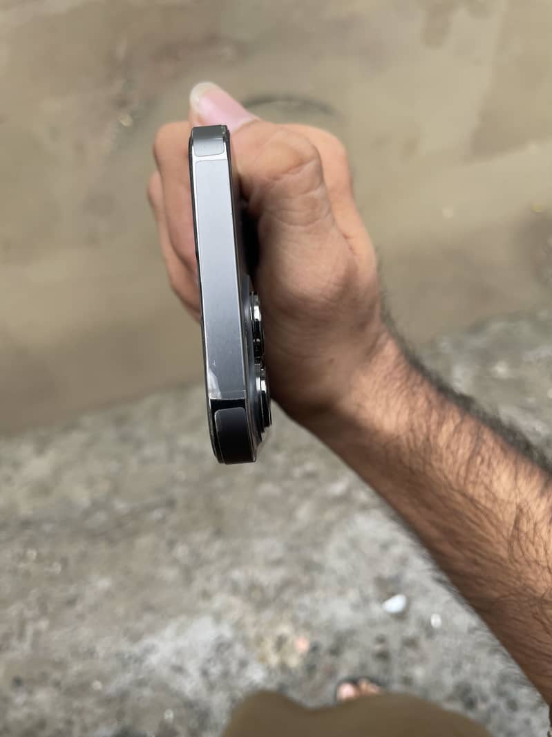 Iphone 13pro 10/10condition 4