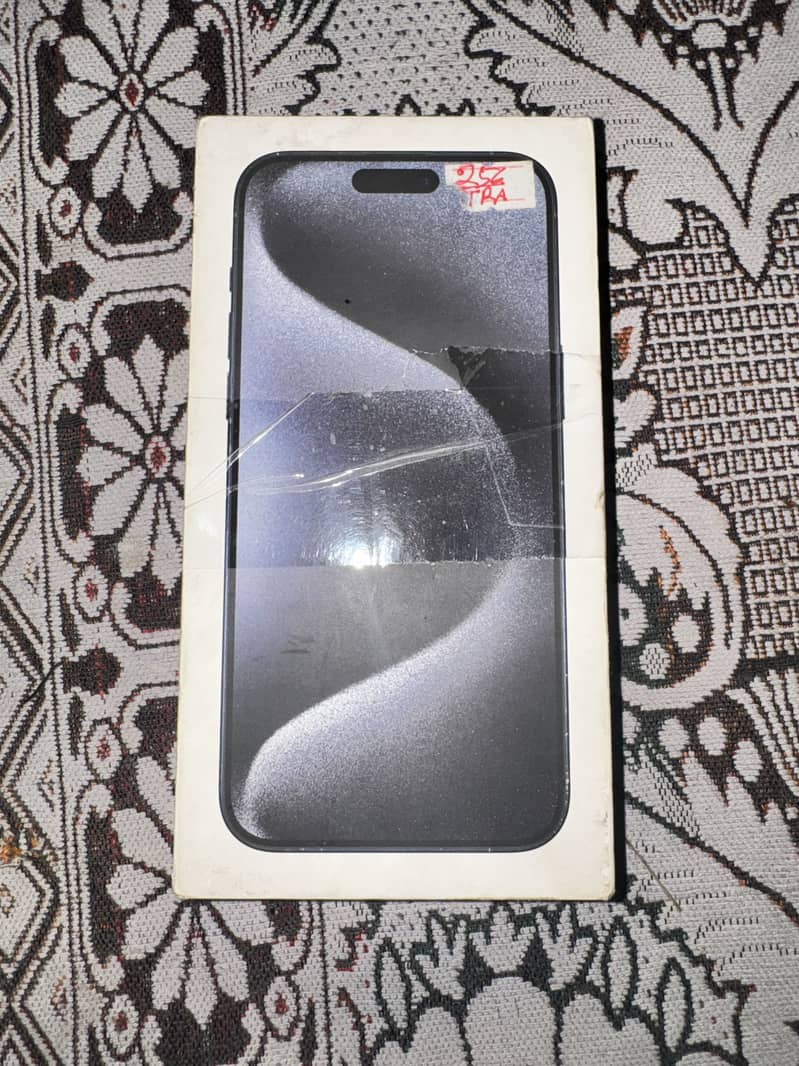 iPhone 15 pro max 5