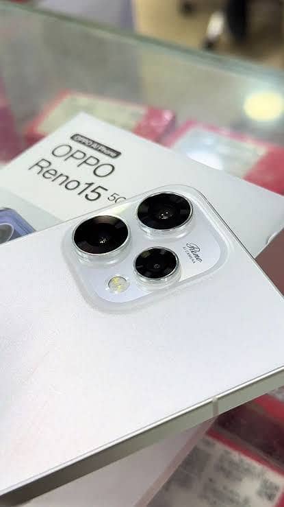 OPPO Reno 15 5G (12GB / 512GB) – Massive Storage | Like New 0