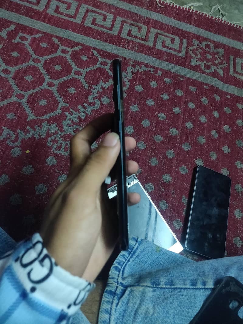 ues mobile 5