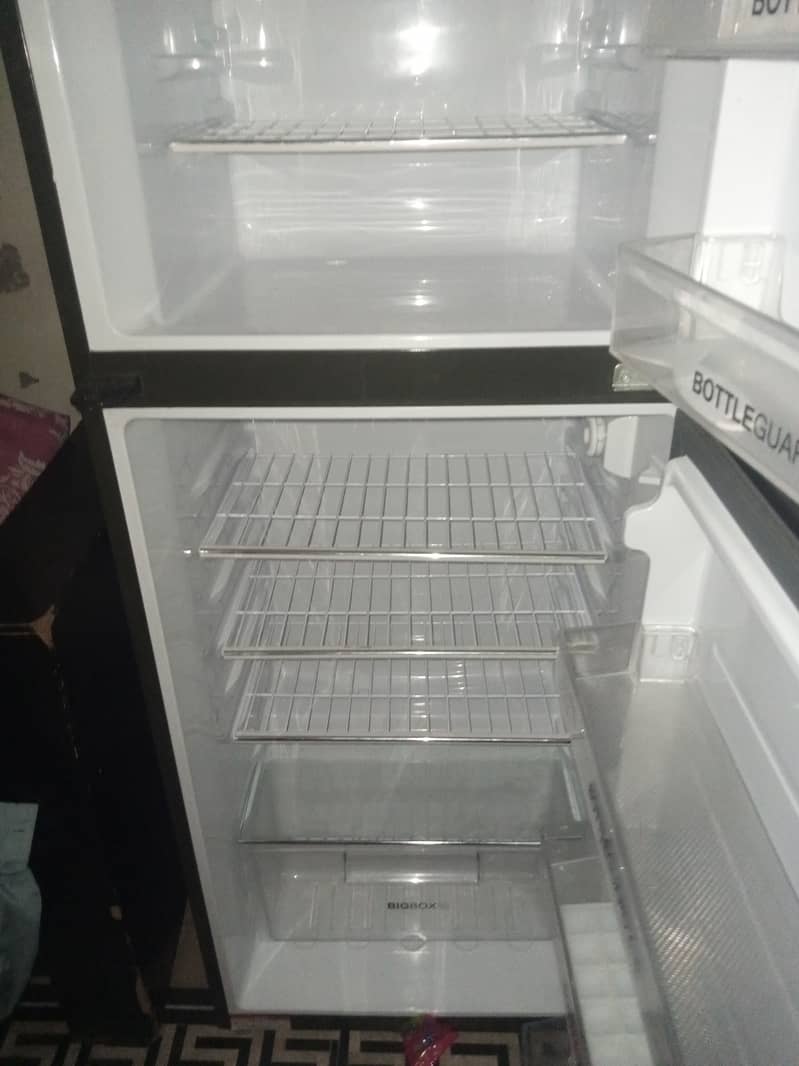 Fridge 8