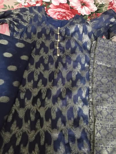 suits for sale in good condition 1500per suit