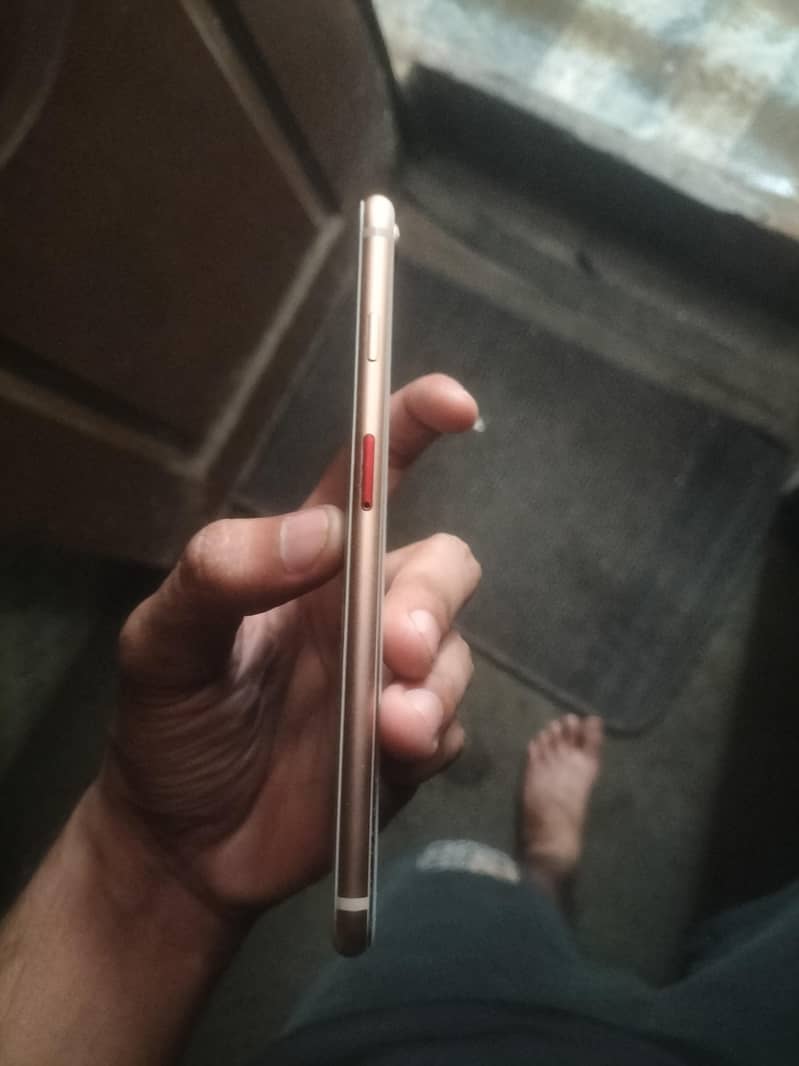 Apple iPhone 8 Plus 2
