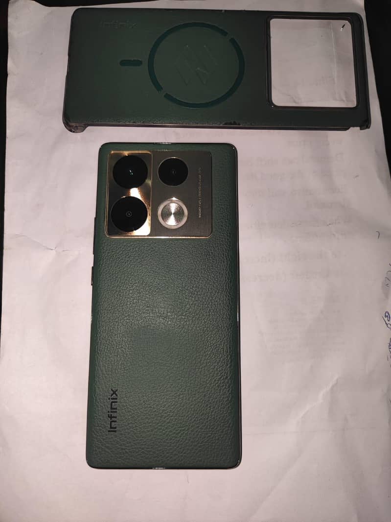 Infinix Note 40 Pro 0