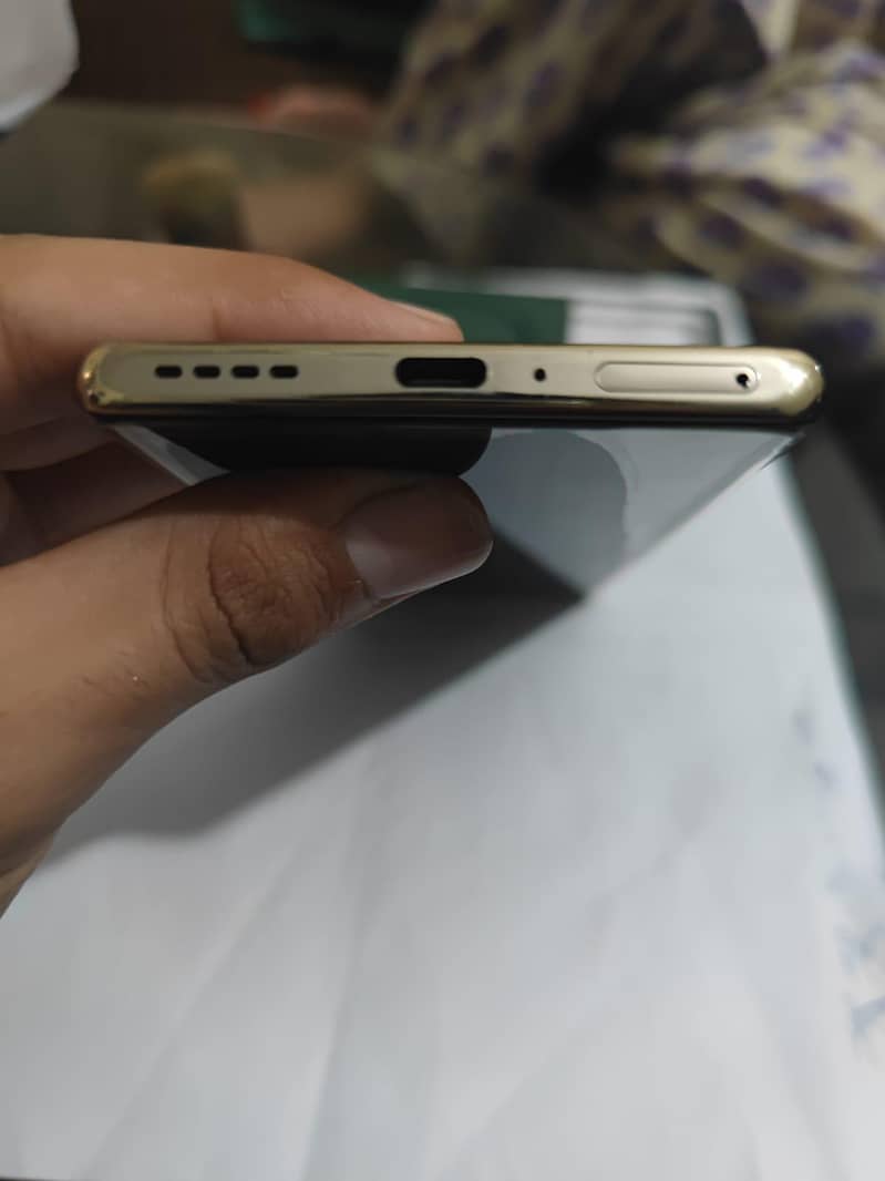 Infinix Note 40 Pro 3
