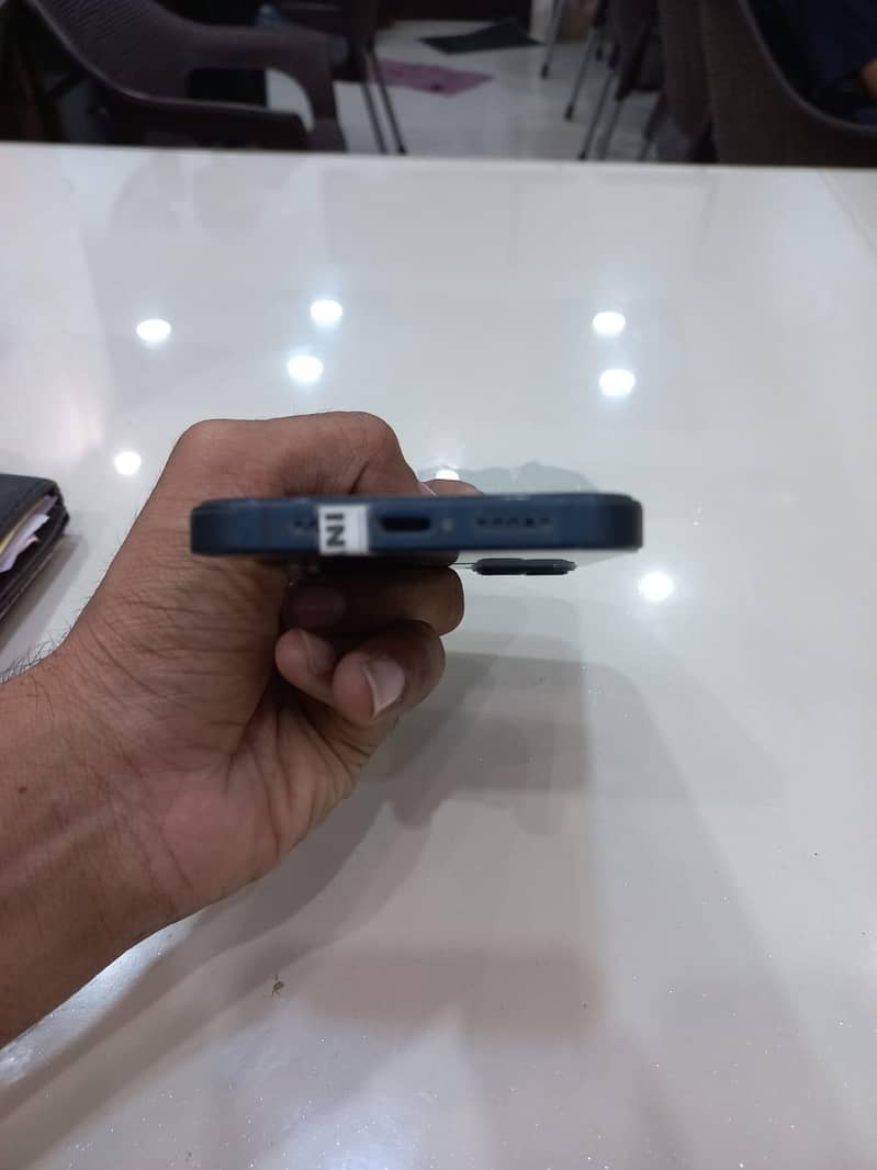 iPhone 13 2
