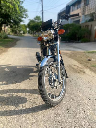 Honda CG 125 2025