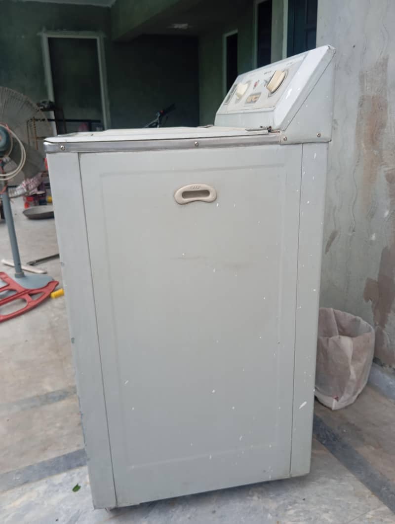 Washing Machine 4
